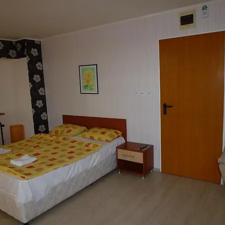 Апартамент Rainbow 1 - Aparthotel